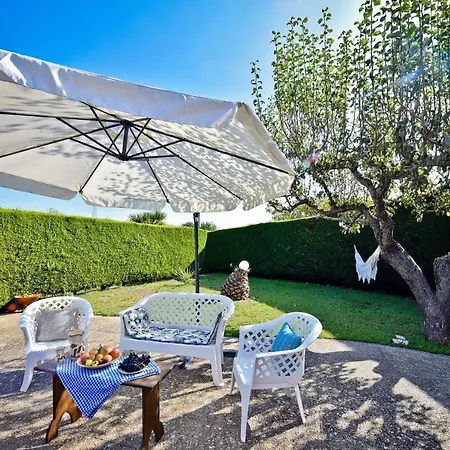 I Cinque Trulli With Swimming Pool