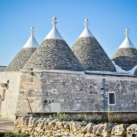 I Cinque Trulli With Swimming Pool Vakantiehuis