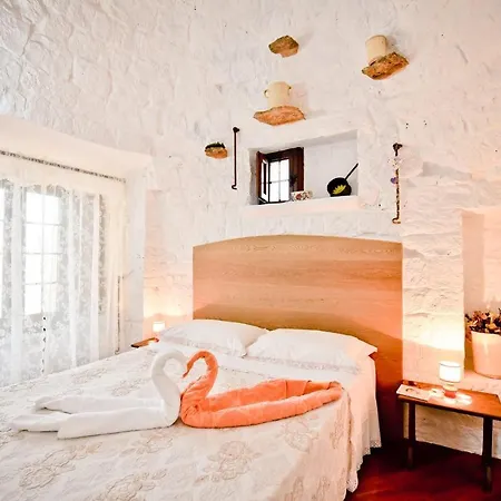 I Cinque Trulli With Swimming Pool * Martina Franca