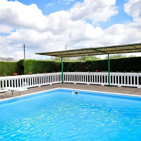 I Cinque Trulli With Swimming Pool *