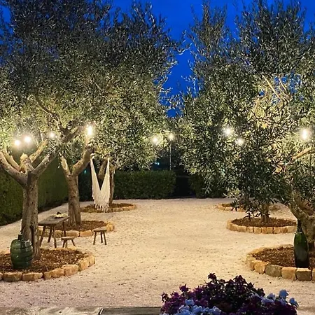 Vakantiehuis I Cinque Trulli With Swimming Pool Martina Franca