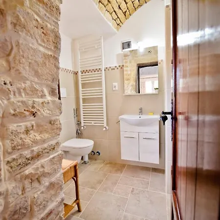 Vakantiehuis I Cinque Trulli With Swimming Pool Martina Franca